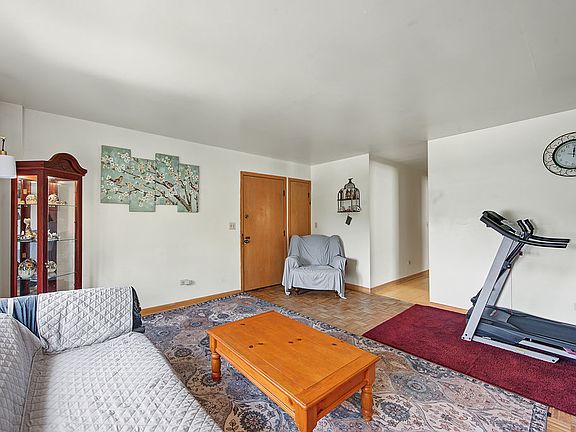 5th image of 1513 Maple Ave