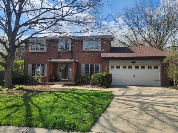 505 Bernie Ct, Naperville, IL 60565