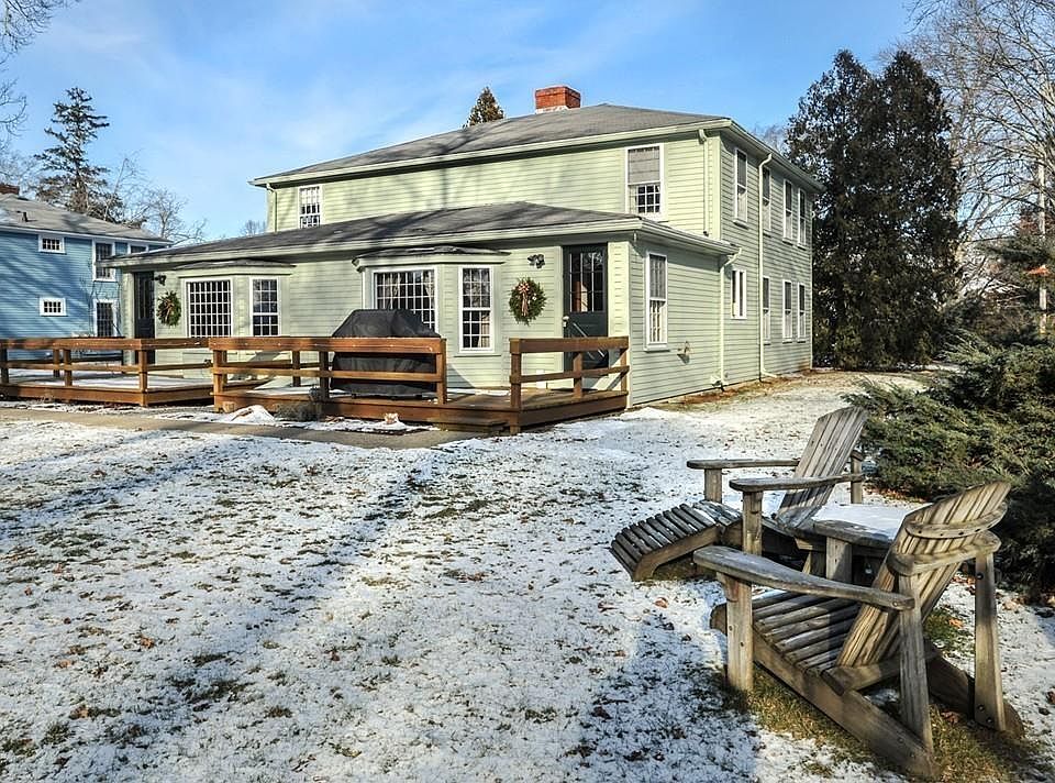 2nd image of 22 Summer St