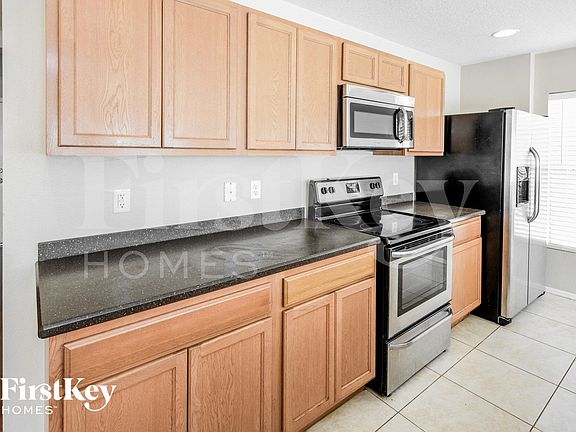 5th image of 4420 Starlight Pointe Dr
