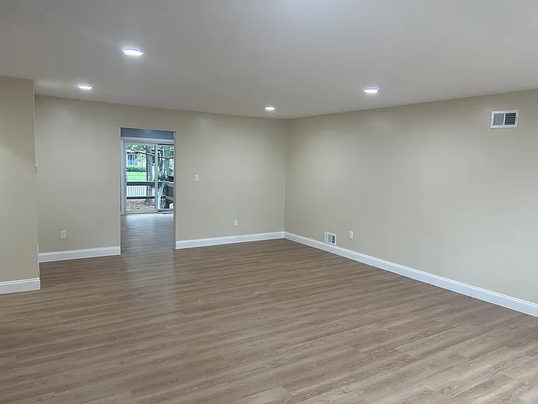 1406 Merrywood Dr — Photo 4