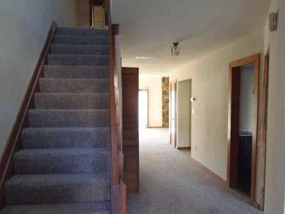 4th image of 212 Bridgewater Dr