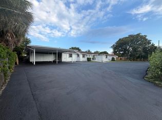 202 Palm Ct, Delray Beach, FL 33444