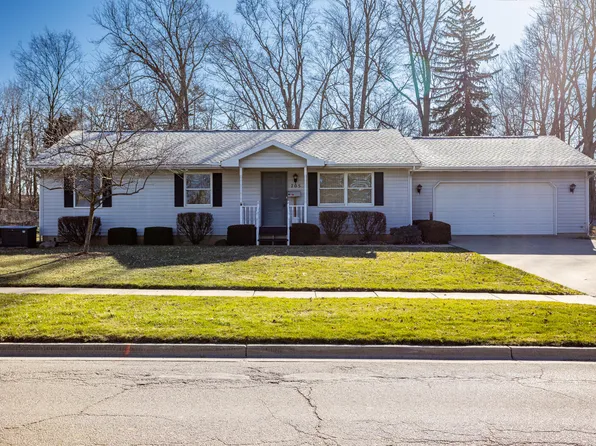705 N Maple Grove Ave, Hudson, MI 49247