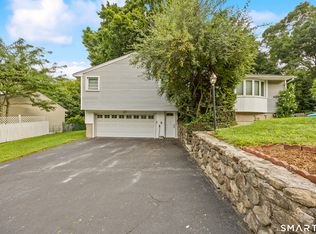 123 Windy Drive, Waterbury, CT 06705