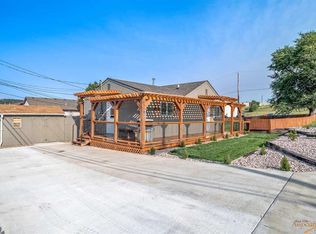 1513 Midway St, Rapid City, SD 57701
