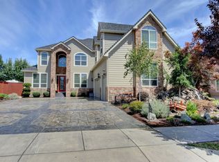 569 Grey Hawk Way, Central Pt, OR 97502