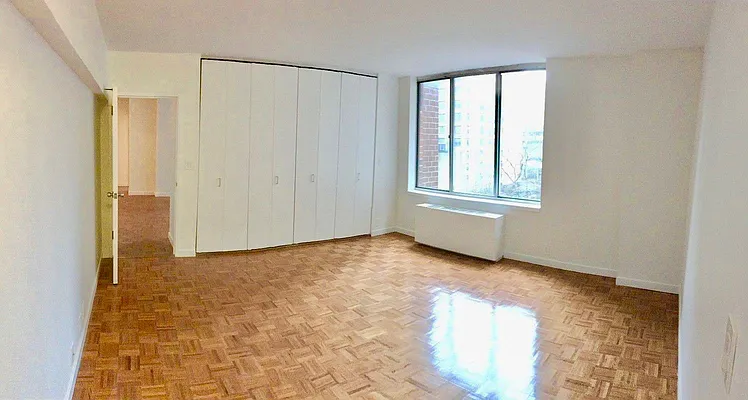 Rented by Keller Williams NYC | media 17