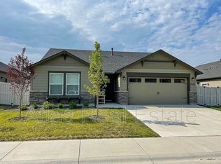 10717 W Catmint Dr, Star, ID 83669