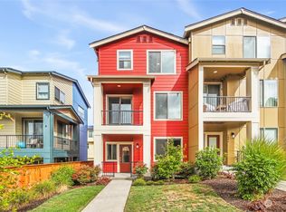 1060 SW 100th St, Seattle, WA 98106