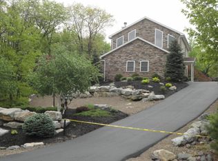 5 Blackhawk Blvd, Hazleton, PA 18202