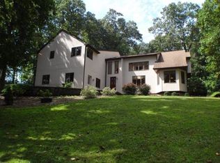 1464 Parkland Rd, Coopersburg, PA 18036