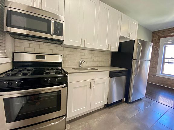 4th image of 3425 N Elaine Pl #52S