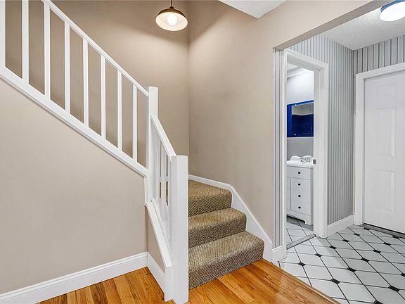 2nd image of 3026 Autumn Shores Dr