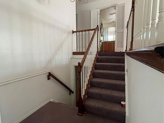 5th image of 353 Bellestri Dr