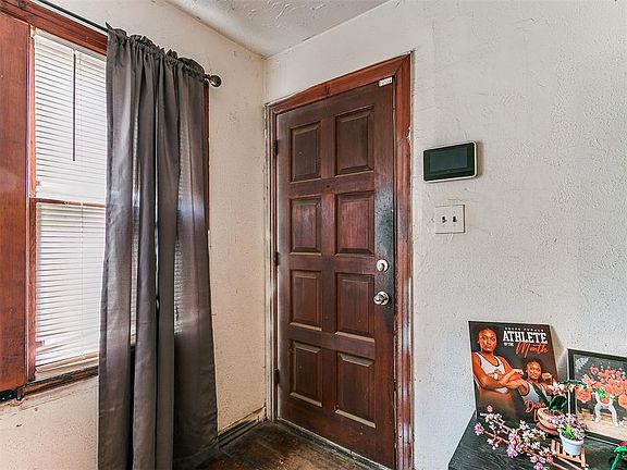 5th image of 1137 Carverdale Dr
