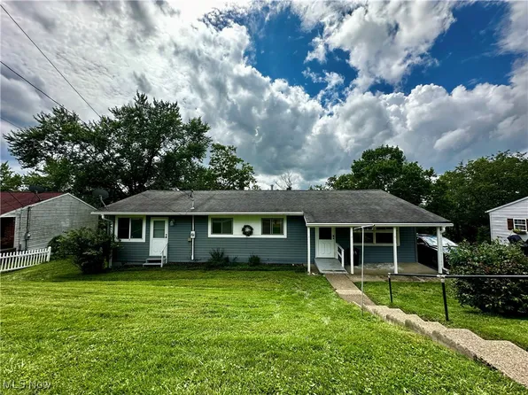 19 Sunset Dr, Martins Ferry, OH 43935