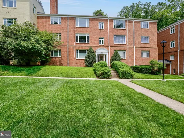 10411 Montrose Ave #10411, Bethesda, MD 20814
