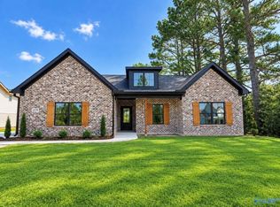 2179 County Lake Rd, Gurley, AL 35748