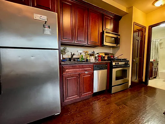 Rented by Corcoran | media 14