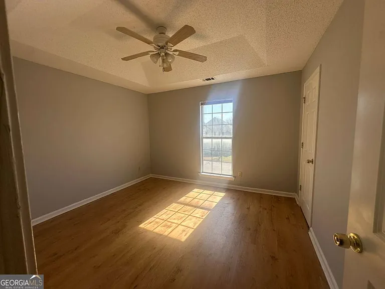 471 Eagles Crossing Cir — Photo 11