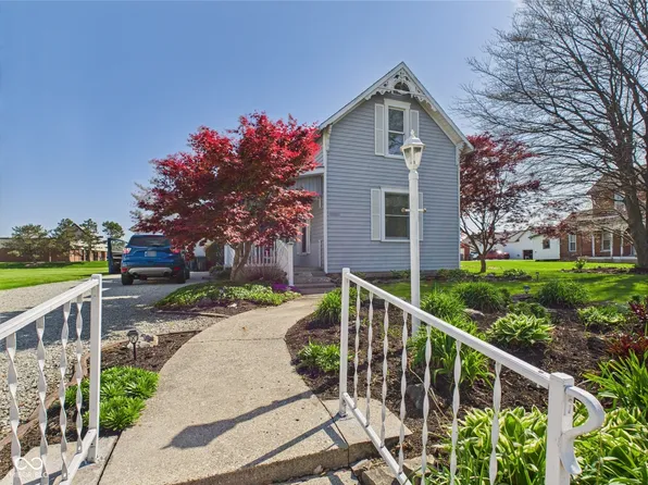 14605 W 6th St, Daleville, IN 47334