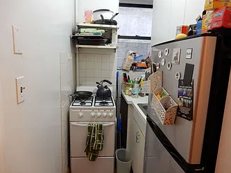 Rented by Aimee Grodanz, LREB