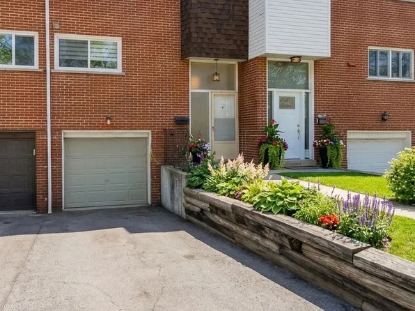 5473 Schueller Cres, Burlington, ON L7L 3T1