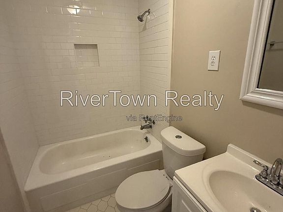 5th image of 3236 Sweet Springs Dr