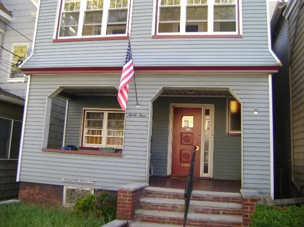 34 W 42nd St #A, Bayonne, NJ 07002