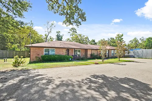 5302 Treaschwig Rd Photo 1