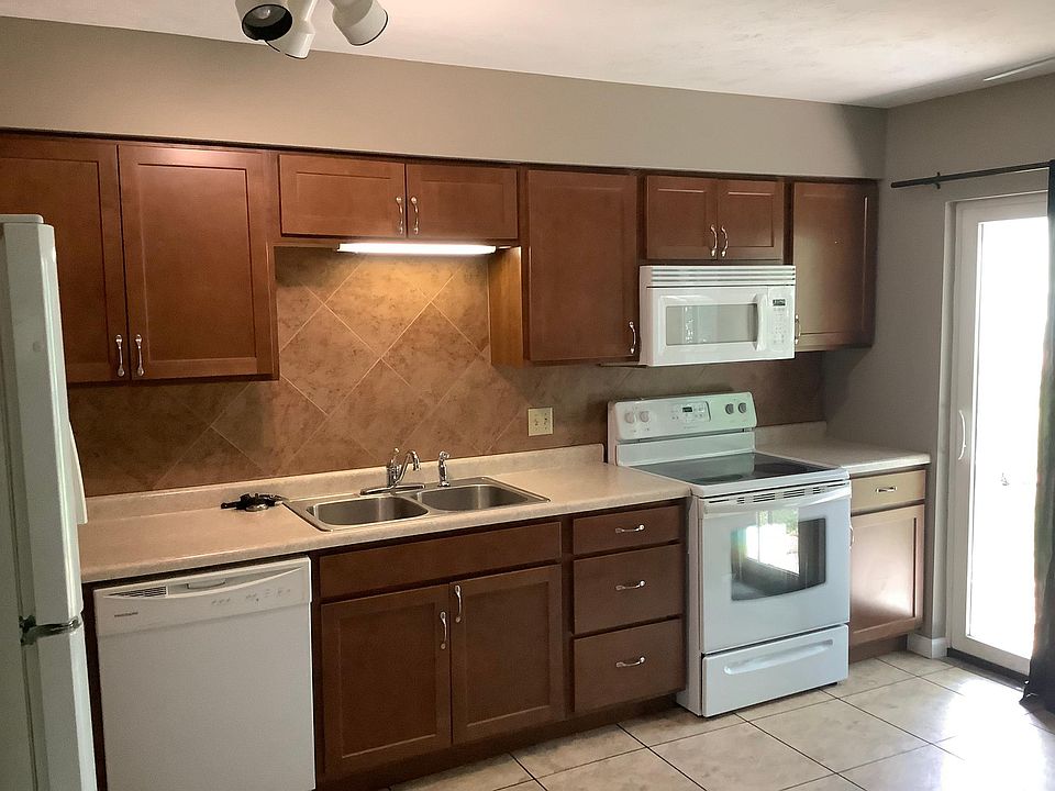 1st image of 1016 Mayfield Ave