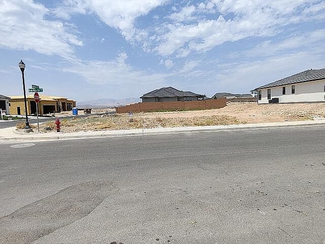 1st image of S High Mesa Cir
