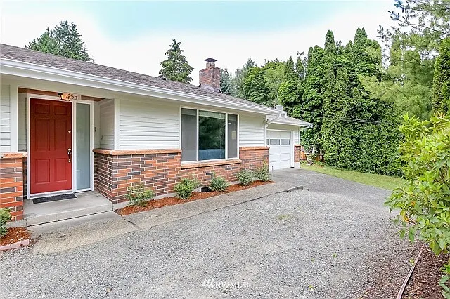 455 Reiten Rd — Photo 4