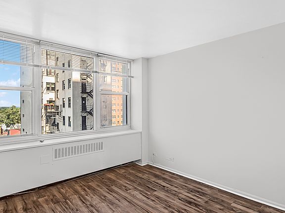 2nd image of 4250 N Marine Dr APT 934