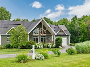 30 Haycorn Hollow Rd, South Hero, VT 05486