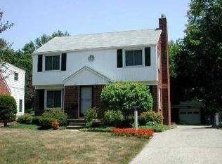 3833 Beverly Dr, Toledo, OH 43614