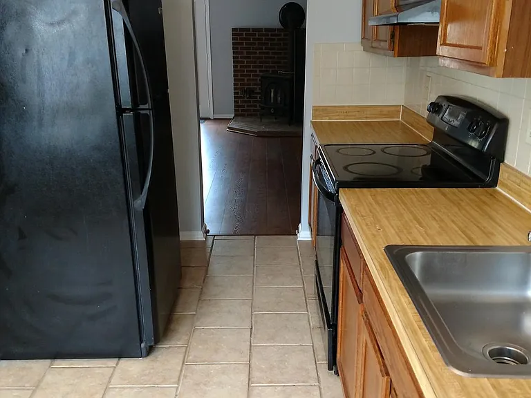 15205 Streamside Ct — Photo 7