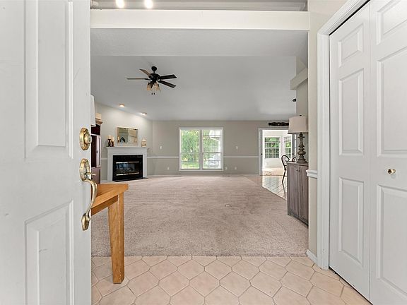 2nd image of 1108 Beaver Creek Ln