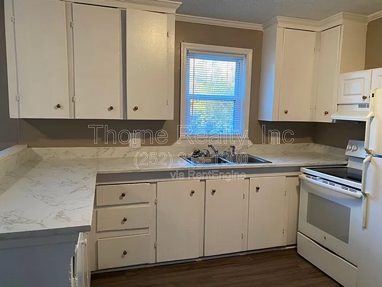 1409 Dogwood Ave — Photo 13