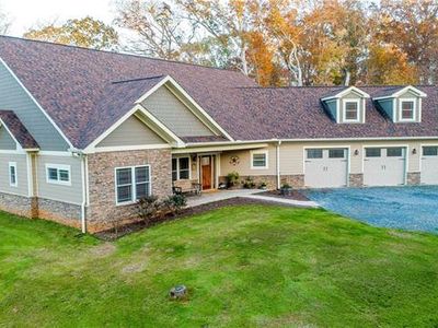 306 Tamarind Dr #549 & 550, Troy, NC, 27371