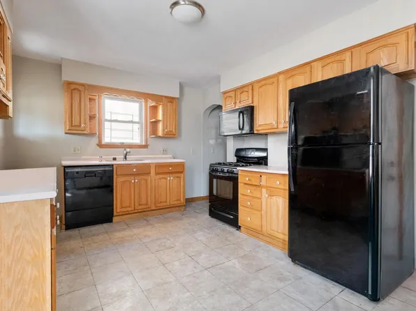 4427 Howley St, Pittsburgh, PA 15224