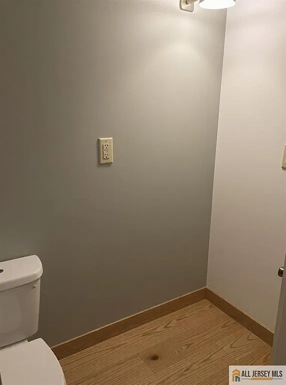 2 bed, 2.0 bath, $1,800 — Photo 1