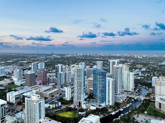 2nd image of 100 E Las Olas Boulevard #2303