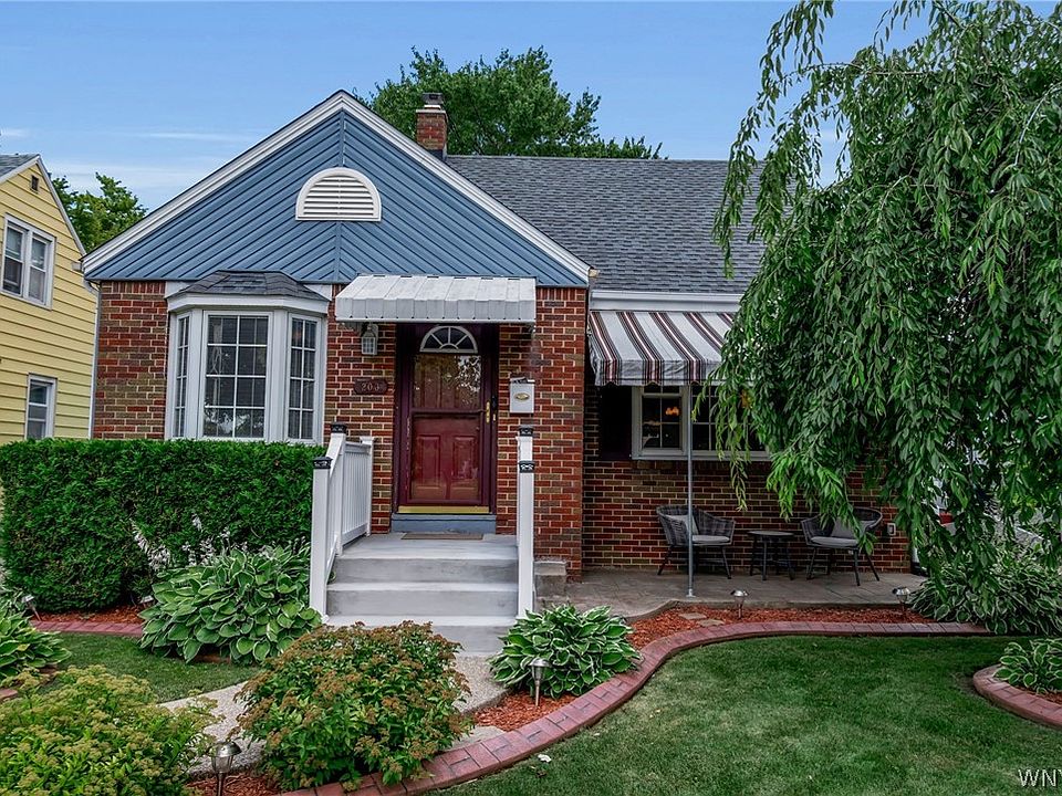 1st image of 203 Hawthorne Ave
