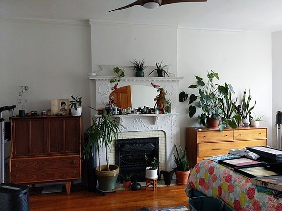 4th image of 85 Bainbridge St #3