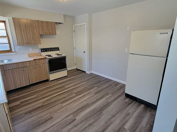 5th image of 322 W Seerley Blvd #0