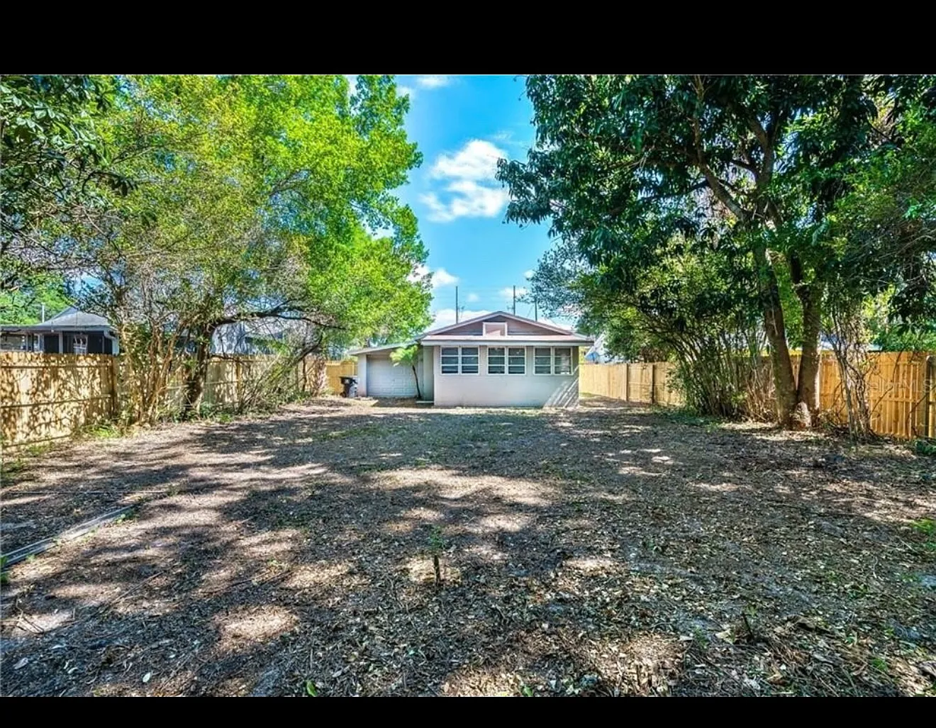 3 bed, 995 sqft, $2,100 — Photo 3
