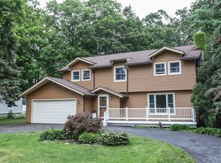 2145 Brickyard Rd, Canandaigua, NY 14424