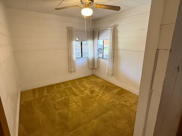 414 W Olive Ave — Photo 6